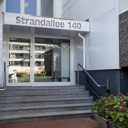 Appartementhaus Terrassenhuegel Strandhuepfer